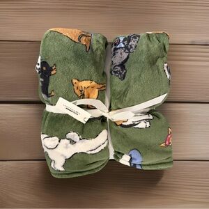 Vera Bradley Dog Park Throw Blanket 80” X 50” NWT